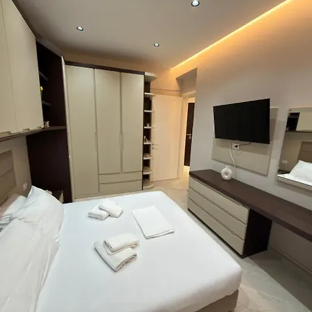 Onis Appartement *